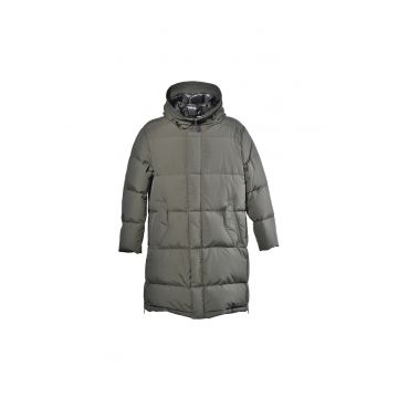 Geaca cu guler inalt