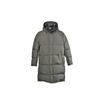 Geaca cu guler inalt