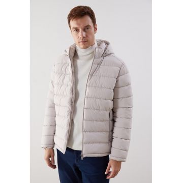 Geaca cu vatelina si buzunare