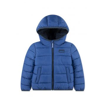 Geaca cu vatelina si gluga