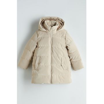 Geaca cu vatelina si gluga