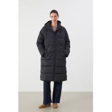 Geaca lunga matlasata