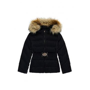 Geaca matlasata cu captuseala de blana sintetica