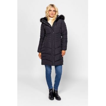 Geaca matlasata cu gluga si blana sintetica