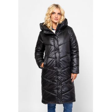 Geaca matlasata lunga