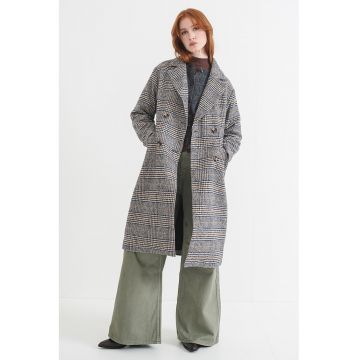 Haina lejera in carouri