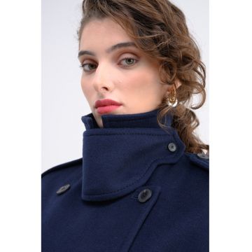 Haina petrecuta de lana - cu doua randuri de nasturi