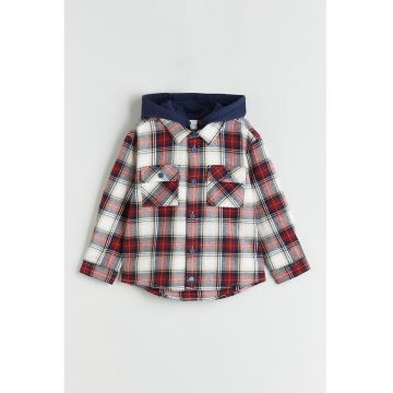 Jacheta-camasa cu nasturi - model in carouri si gluga