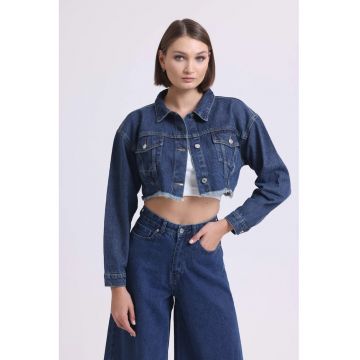 Jacheta crop din denim - cu margini nefinisate