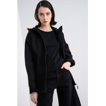 Jacheta cu buzunare si fermoar Tacerana