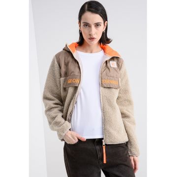 Jacheta cu logo si fermoar Techic