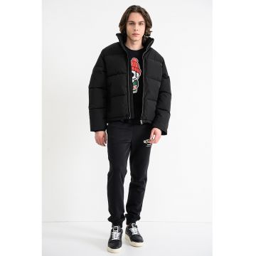 Jacheta cu model uni si fermoar