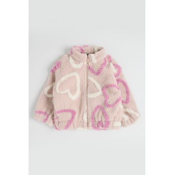 Jacheta pufoasa cu model