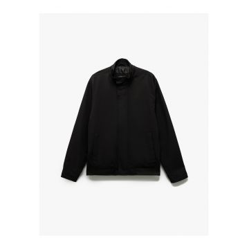 Jacheta uni cu inchidere ascunsa