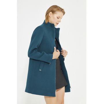 Palton cu guler scurt si fermoar