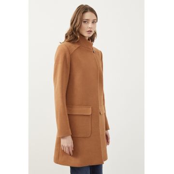 Palton cu guler si nasturi