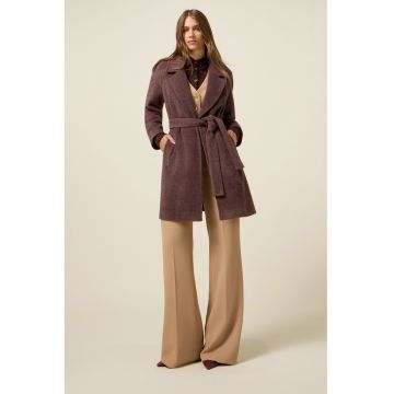 Palton cu revere decupate si cordon in talie