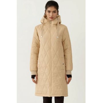 Palton lung cu gluga  bej - din gabardina texturata