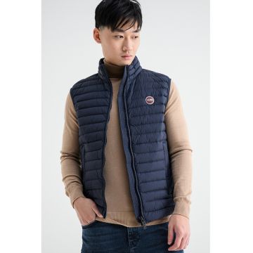 Vesta cu umplutura de puf si guler mediu