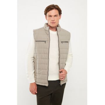 Vesta cu vatelina si buzunare cu fermoar