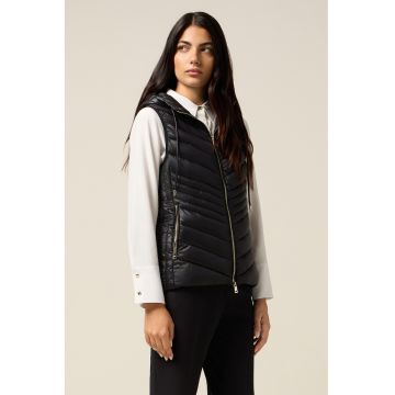 Vesta matlasata cu buzunare laterale