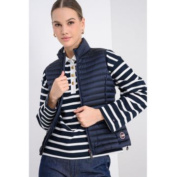 Vesta usoara cu umplutura de puf