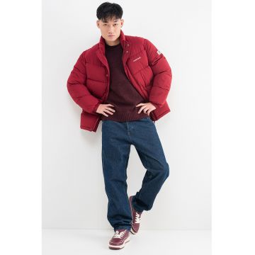 Geaca cu guler inalt