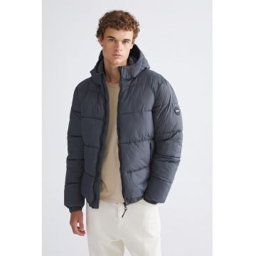 Geaca cu vatelina si gluga