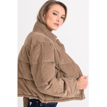 Geaca cu vatelina si guler inalt