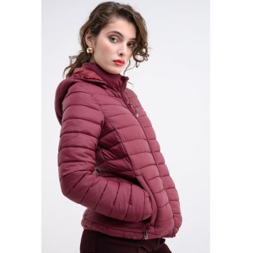 Geaca matlasata cu gluga detasabila Atika