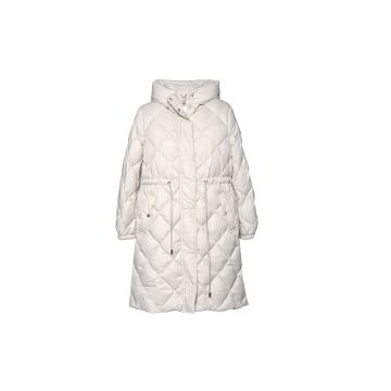 Geaca matlasata cu talie ajustabila