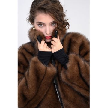 Haina scurta reversibila de blana sintetica