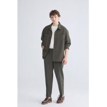 Jacheta-camasa cu buzunare