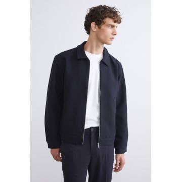 Jacheta-camasa cu fermoar si model uni