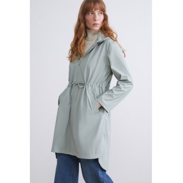 Pelerina de ploaie cu gluga si fermoar