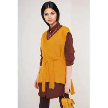 Vesta tricotata  galben - decolteu in V - acril