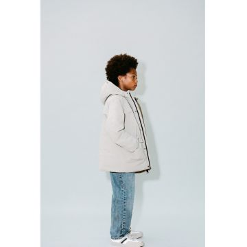 Geaca cu gluga cu captuseala din blana sintetica