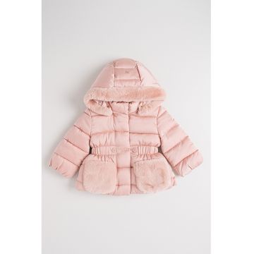 Geaca cu gluga detasabila