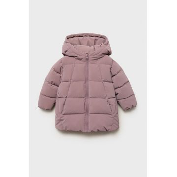 Geaca impermeabila cu gluga