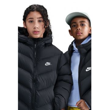 Geaca lejera cu vatelina si logo