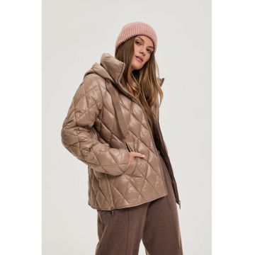 Jacheta bej cu umplutura