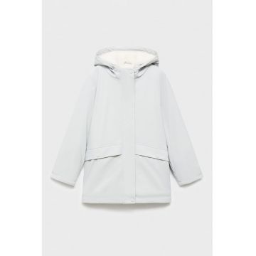 Jacheta cu gluga si eticheta interioara pentru nume