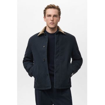 Jacheta cu maneci cazute