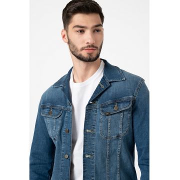 Jacheta slim fit din denin cu buzunare pe piept
