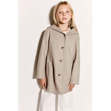 Palton cu gluga si nasturi