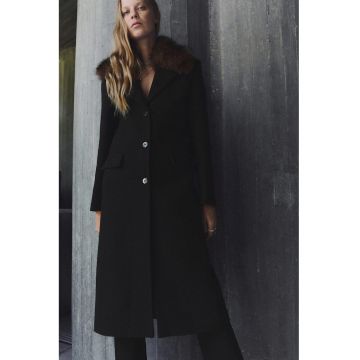 Trenci lung din amestec de lana cu insertie din blana sintetica