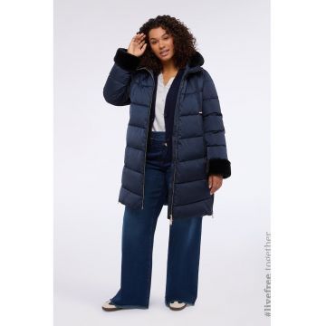 Geaca cu vatelina si gluga