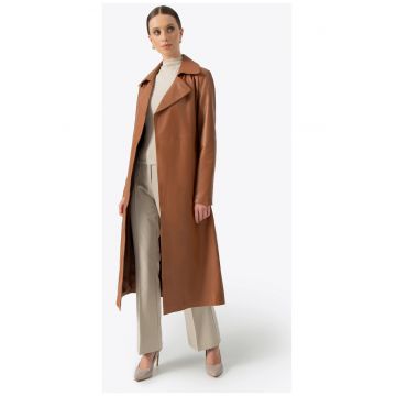 Palton dama  piele naturala - maro deschis - cu curea - croiala lunga - buzunare verticale
