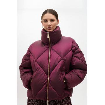 Geaca cu guler inalt