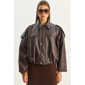 Geaca scurta supradimensionata Bianco Lucci din piele ecologica - maro